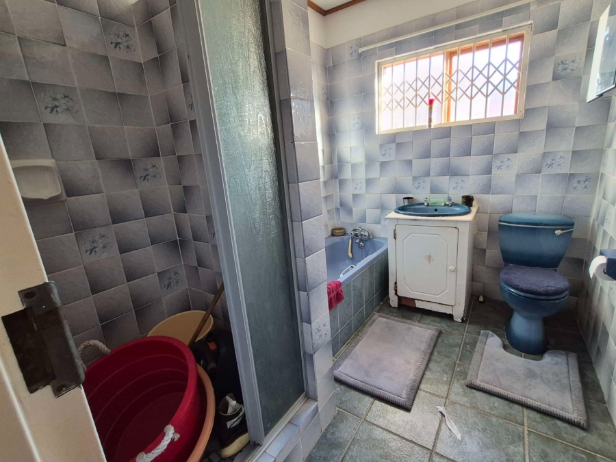 3 Bedroom Property for Sale in Kwamagxaki Eastern Cape